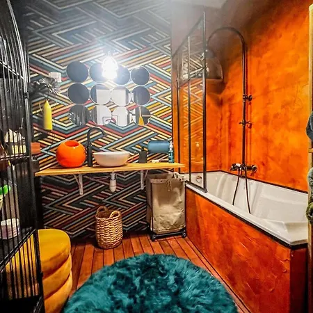 Diane - Central Spacious Atypical - By Tgb * Ajaccio (Corsica)